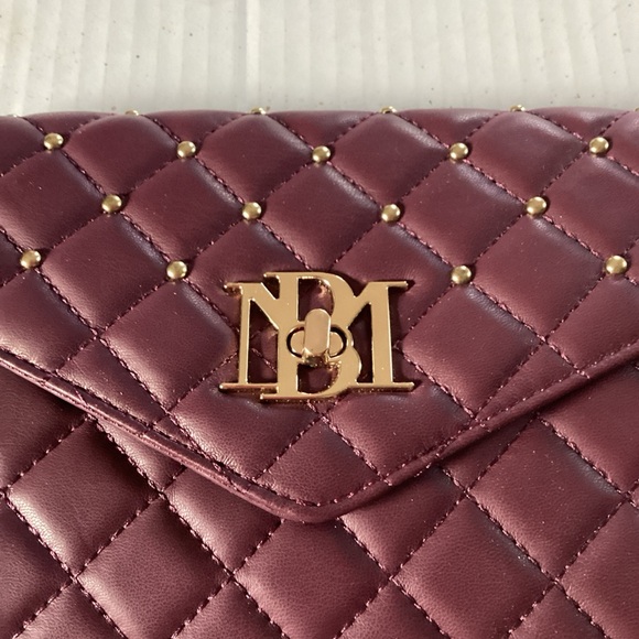 Badgley Mischka Plum Diamond Quilted Cross Body Clutch Bag New with Tags - Picture 2 of 7